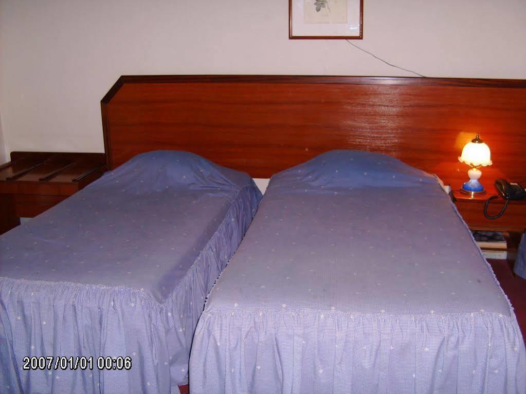 Hotel Olhos Pretos Caldas Da Rainha Zewnętrze zdjęcie